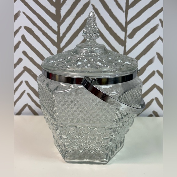 Vintage Anchor Hocking Wexford Glass Ice Bucket with Lid & Handle - Picture 5 of 6